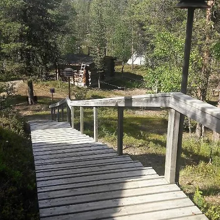 Loma-asunnot At Huskies Farm *