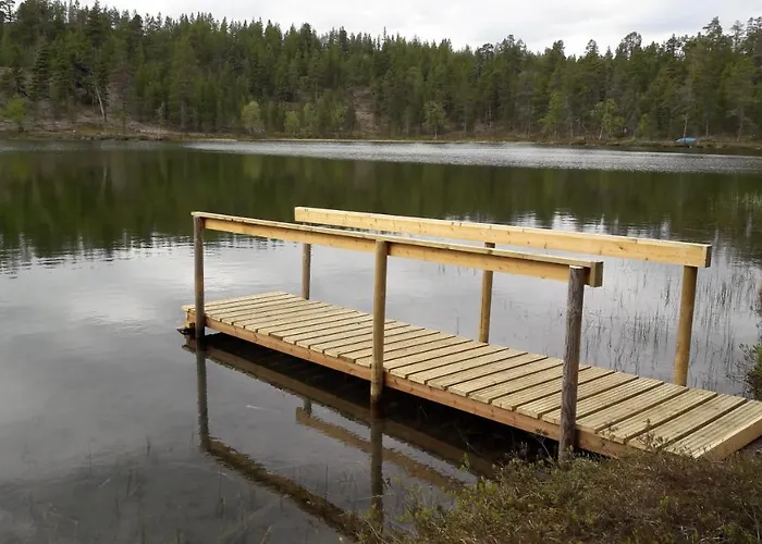 度假居 At Huskies Farm 伊纳利